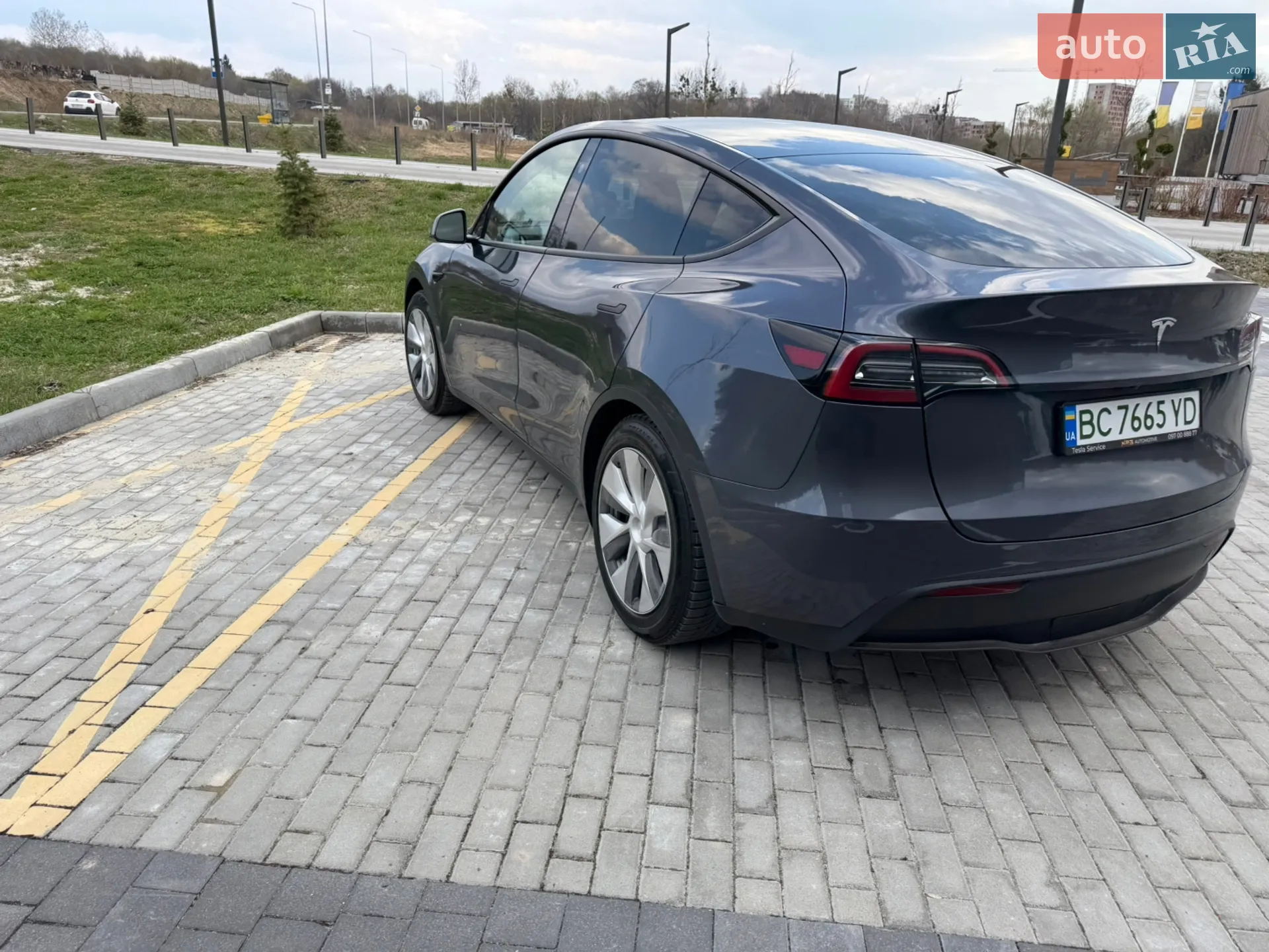 2023 Tesla Model Y - мініатюра 26