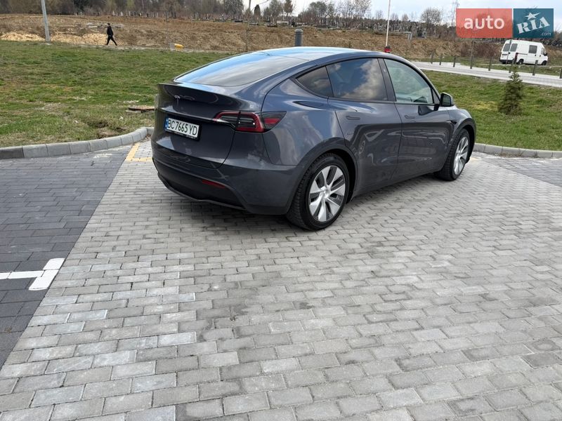 Позашляховик / Кросовер Tesla Model Y 2023 в Львові фото 27 Позашляховик / Кросовер Tesla Model Y 2023 в Львові
