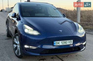 Позашляховик / Кросовер Tesla Model Y 2021 в Рівному