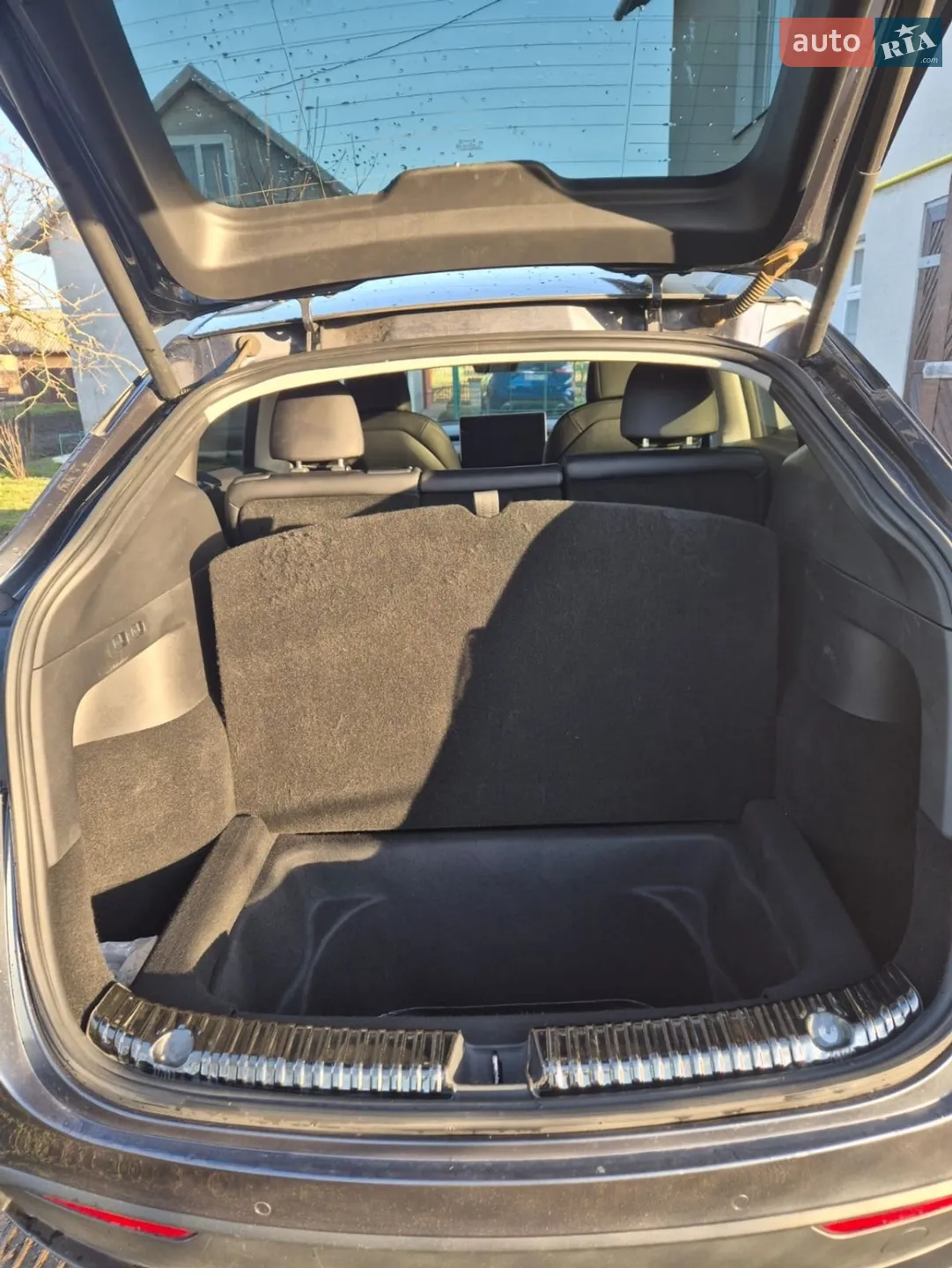 2020 Tesla Model Y - мініатюра 16