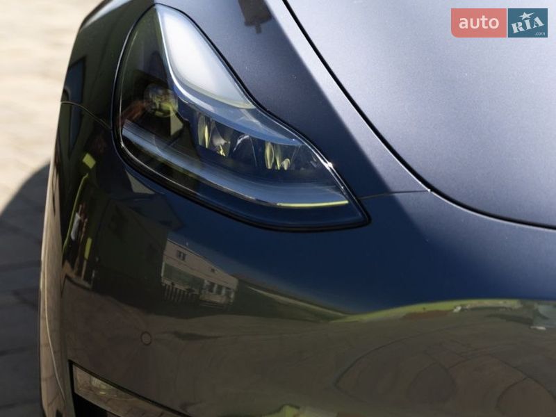 Внедорожник / Кроссовер Tesla Model Y 2022 в Жовкве