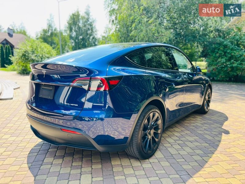 Внедорожник / Кроссовер Tesla Model Y 2023 в Харькове