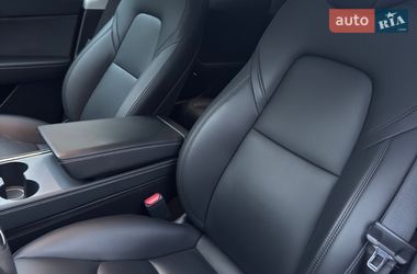 Позашляховик / Кросовер Tesla Model Y 2022 в Хмельницькому