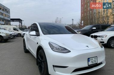 Внедорожник / Кроссовер Tesla Model Y 2021 в Киеве