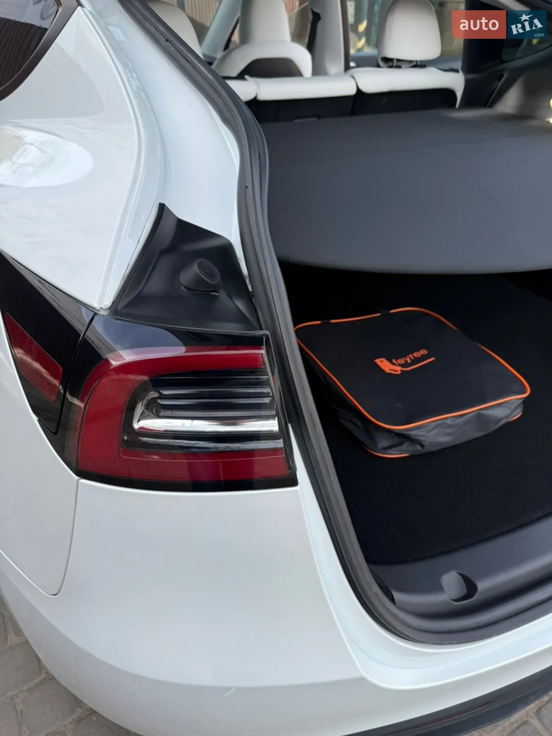 2023 Tesla Model Y - мініатюра 11