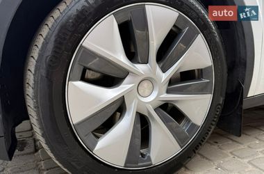 Позашляховик / Кросовер Tesla Model Y 2023 в Первомайську