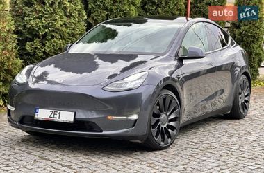 Позашляховик / Кросовер Tesla Model Y 2022 в Києві