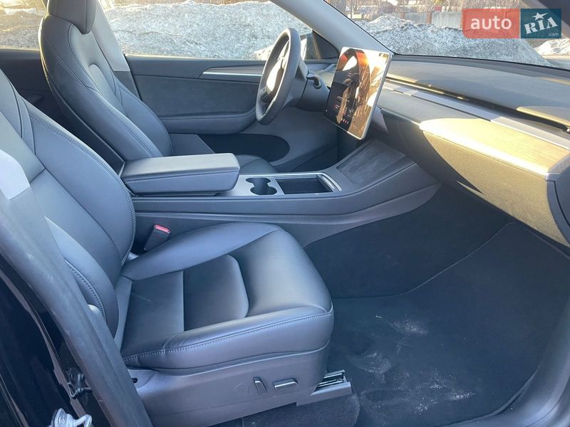 Позашляховик / Кросовер Tesla Model Y 2022 в Рівному
