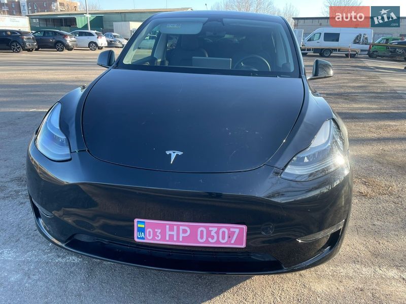 Позашляховик / Кросовер Tesla Model Y 2024 в Рівному фото 8 Позашляховик / Кросовер Tesla Model Y 2024 в Рівному