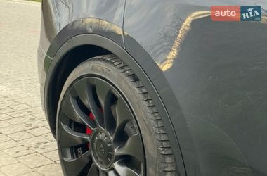 Внедорожник / Кроссовер Tesla Model Y 2022 в Львове