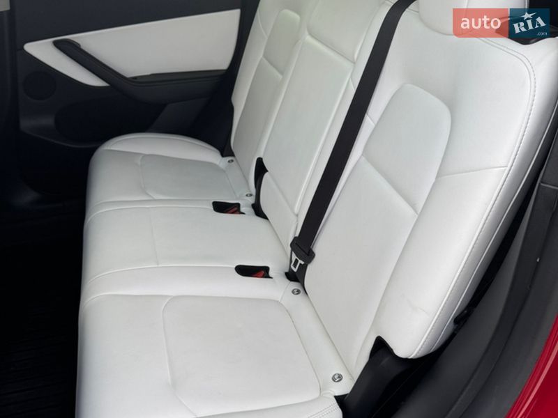 Позашляховик / Кросовер Tesla Model Y 2022 в Одесі