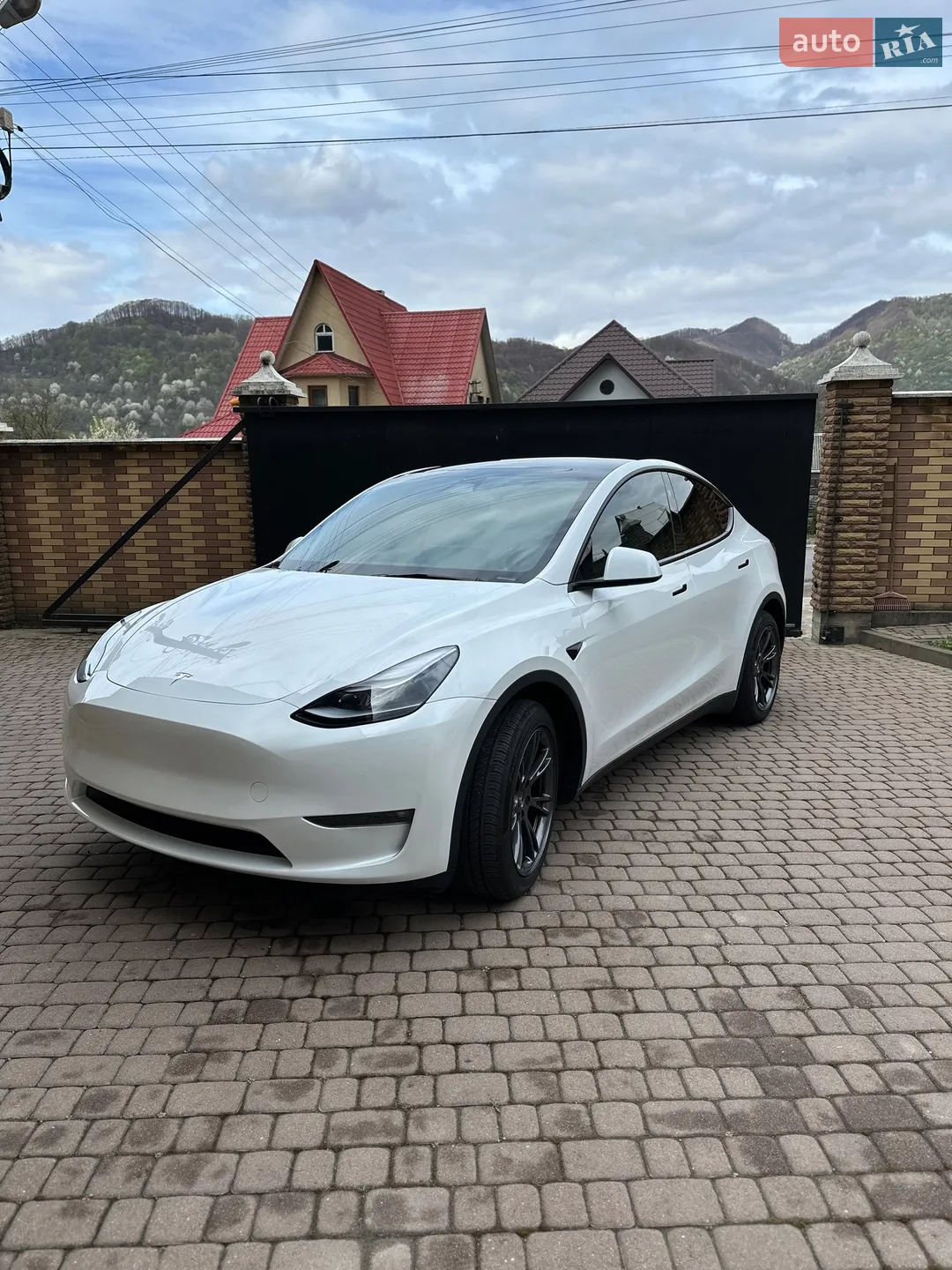 2024 Tesla Model Y - мініатюра 8