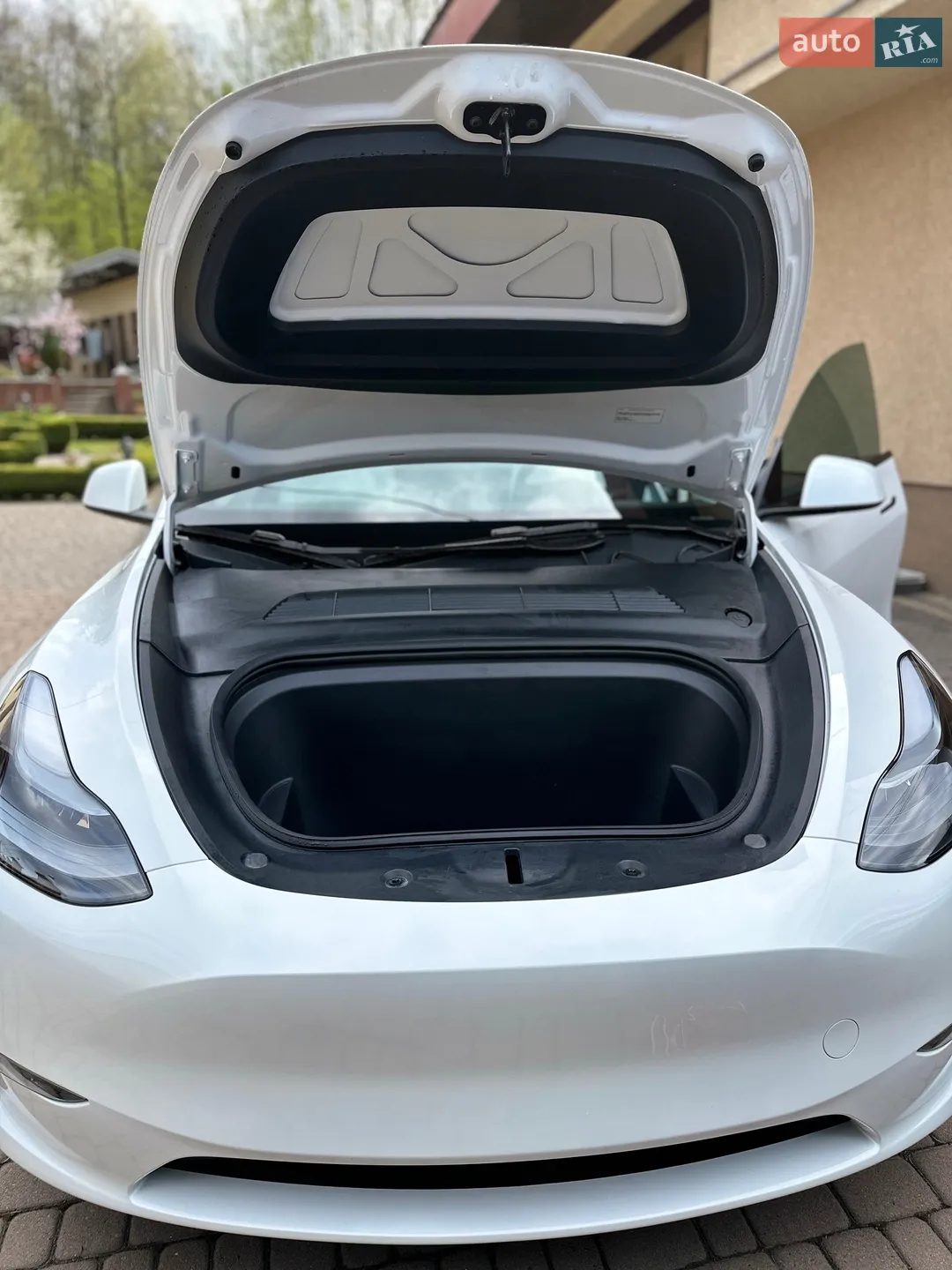 2024 Tesla Model Y - мініатюра 11