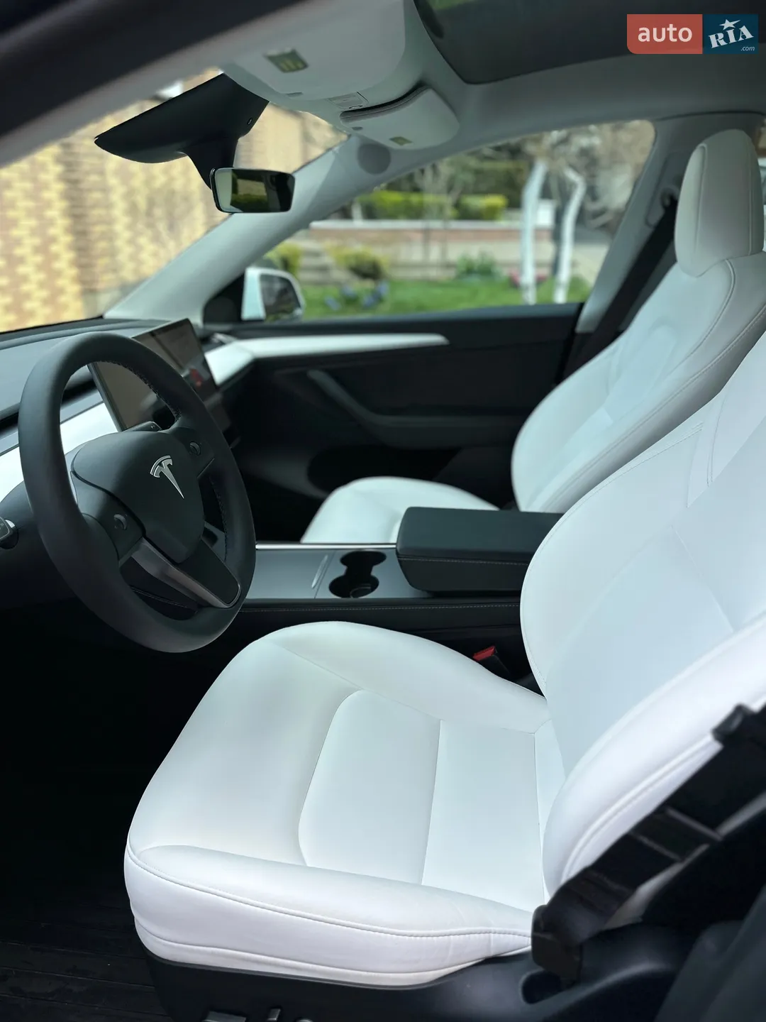 2024 Tesla Model Y - мініатюра 17