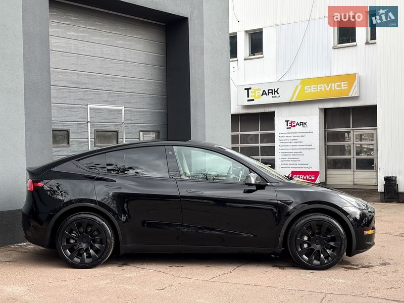 Внедорожник / Кроссовер Tesla Model Y 2023 в Киеве фото 11 Внедорожник / Кроссовер Tesla Model Y 2023 в Киеве