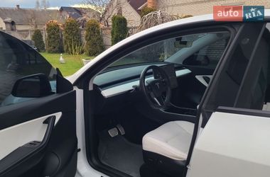 Внедорожник / Кроссовер Tesla Model Y 2020 в Львове
