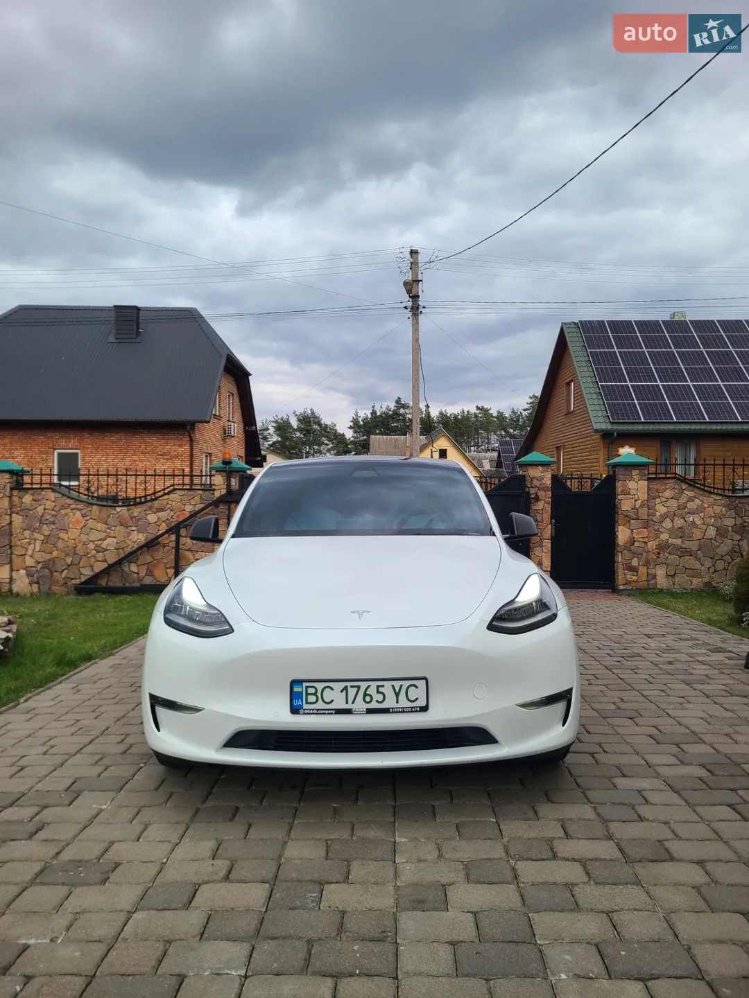 2020 Tesla Model Y - мініатюра 2