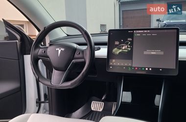 Внедорожник / Кроссовер Tesla Model Y 2020 в Львове