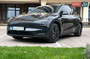 Внедорожник / Кроссовер Tesla Model Y 2025 в Софиевской Борщаговке