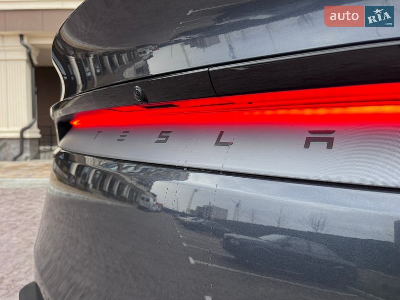 Внедорожник / Кроссовер Tesla Model Y 2025 в Софиевской Борщаговке