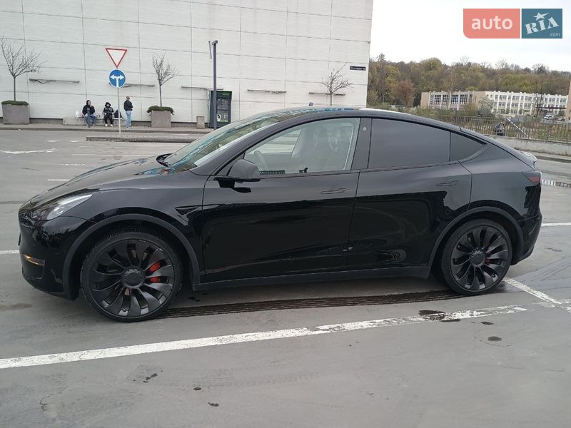 Tesla Model Y 2022
