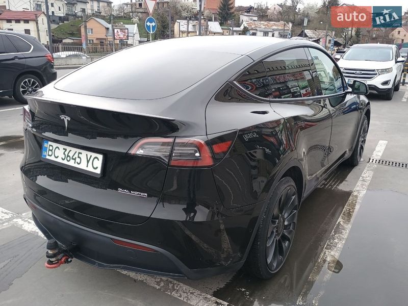 Внедорожник / Кроссовер Tesla Model Y 2022 в Львове
