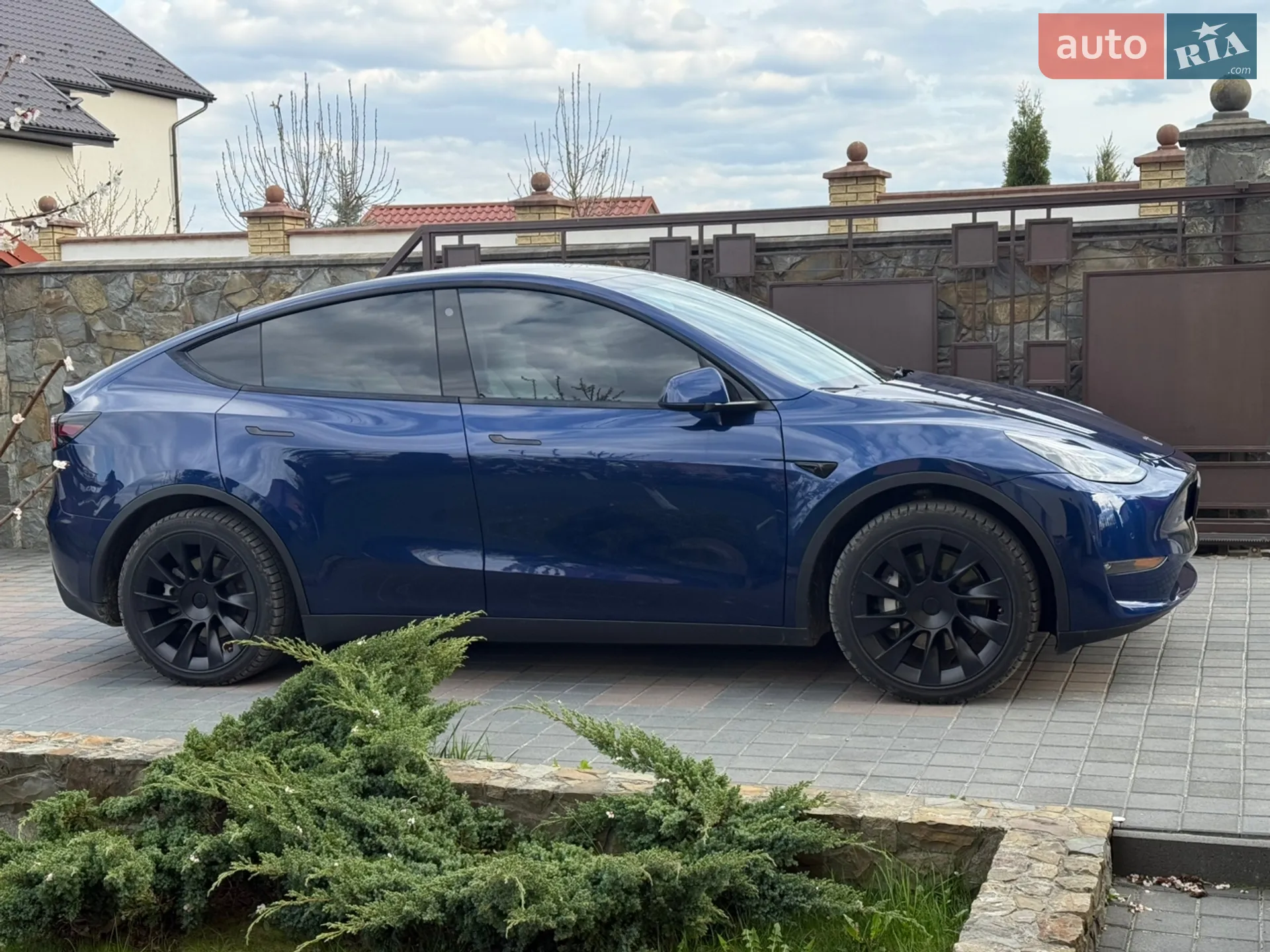 2022 Tesla Model Y - мініатюра 13