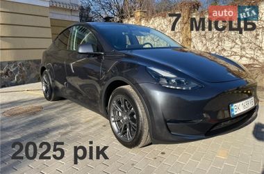 Внедорожник / Кроссовер Tesla Model Y 2024 в Киеве
