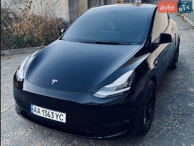 Внедорожник / Кроссовер Tesla Model Y 2022 в Киеве