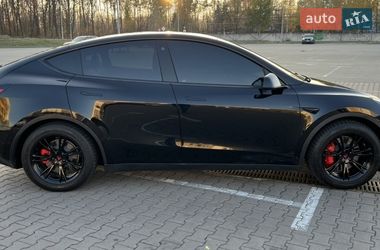Позашляховик / Кросовер Tesla Model Y 2022 в Києві