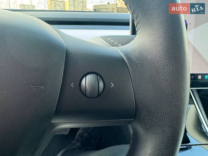 Позашляховик / Кросовер Tesla Model Y 2020 в Києві