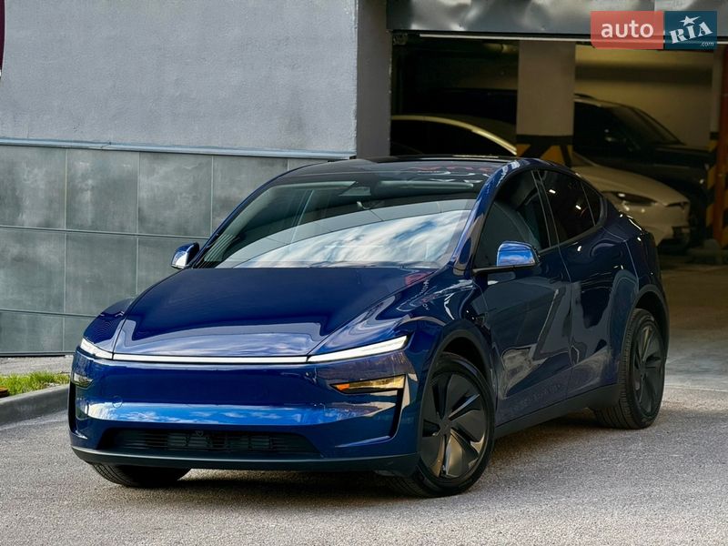 Позашляховик / Кросовер Tesla Model Y 2025 в Харкові