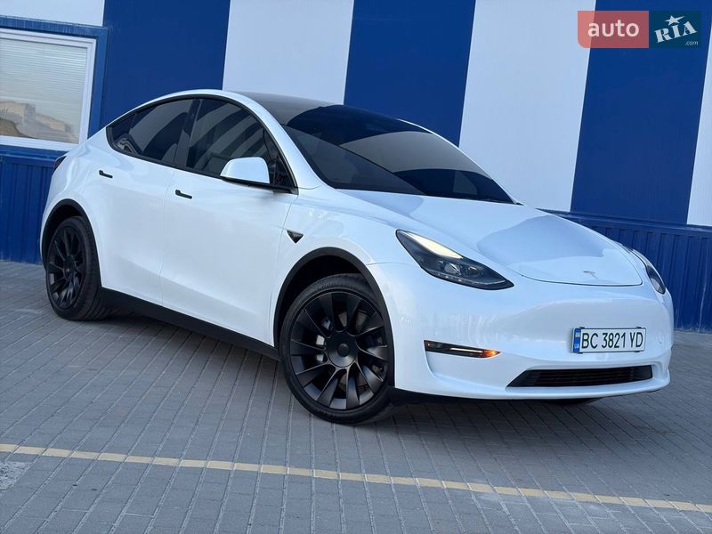 Внедорожник / Кроссовер Tesla Model Y 2024 в Дрогобыче