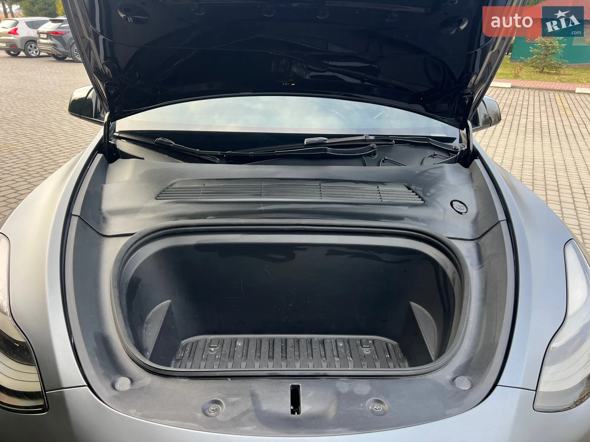 2023 Tesla Model Y - мініатюра 12