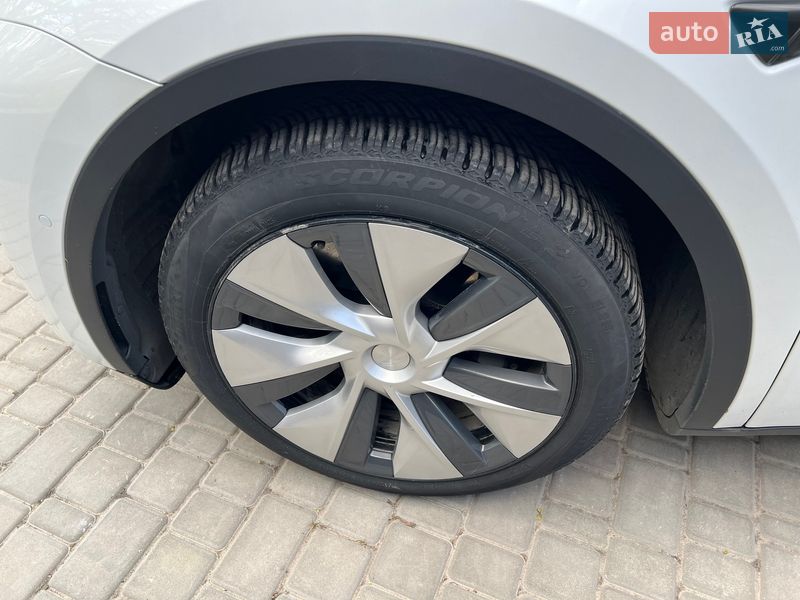 Позашляховик / Кросовер Tesla Model Y 2022 в Кропивницькому