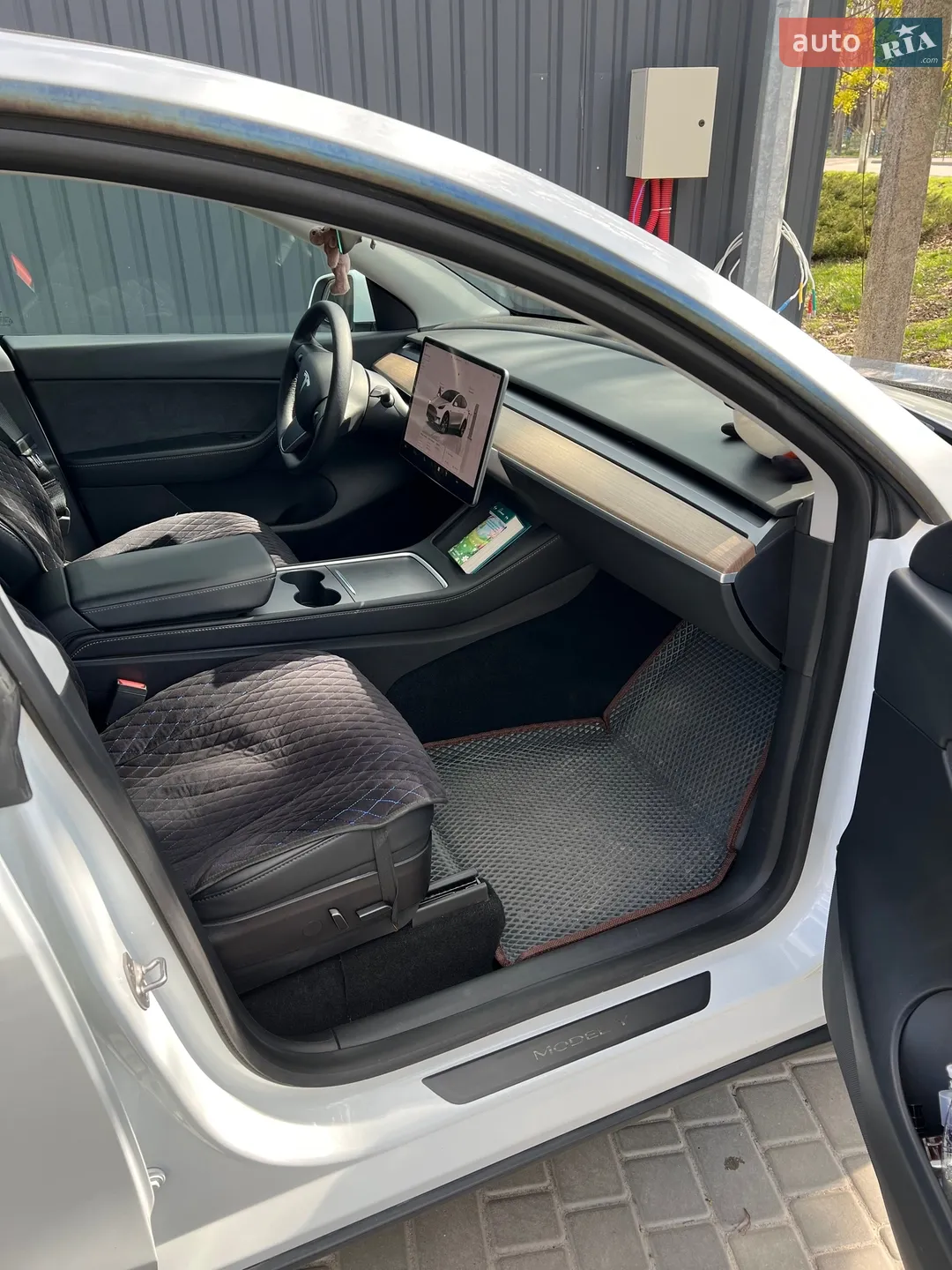 2022 Tesla Model Y - мініатюра 26