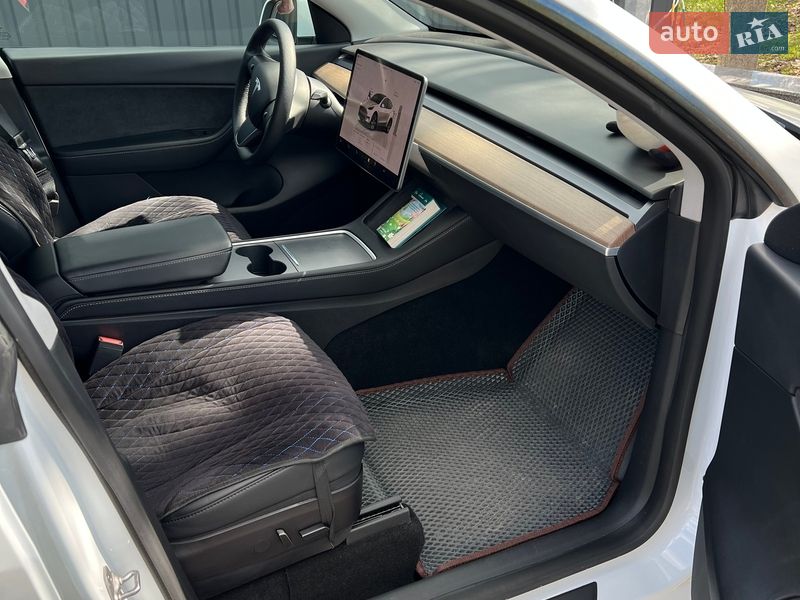 Позашляховик / Кросовер Tesla Model Y 2022 в Кропивницькому
