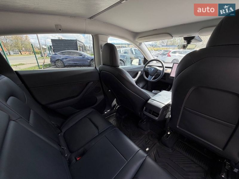 Внедорожник / Кроссовер Tesla Model Y 2022 в Луцке фото 11 Внедорожник / Кроссовер Tesla Model Y 2022 в Луцке