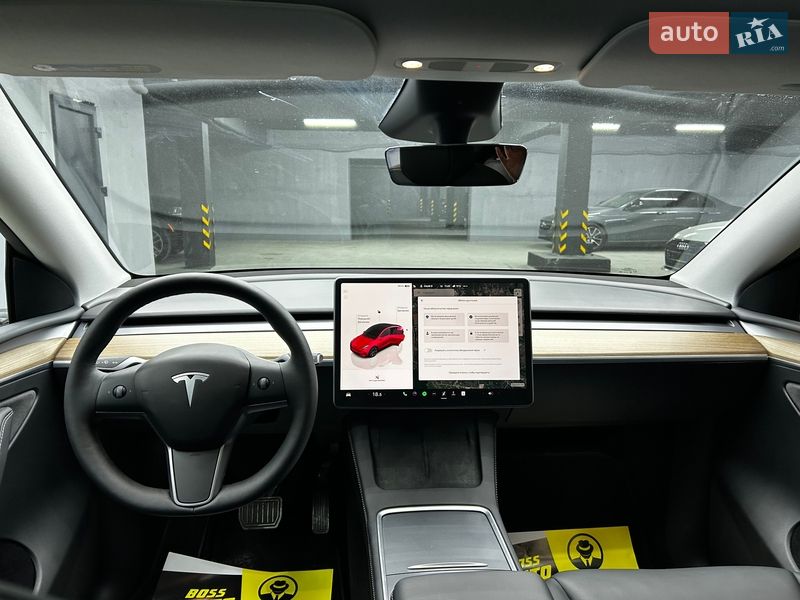 Позашляховик / Кросовер Tesla Model Y 2025 в Чернівцях фото 15 Позашляховик / Кросовер Tesla Model Y 2025 в Чернівцях