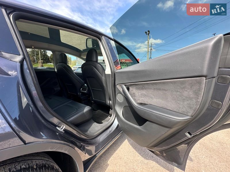 Внедорожник / Кроссовер Tesla Model Y 2020 в Виннице