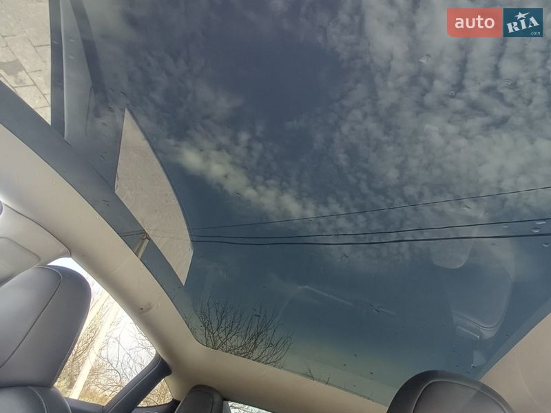 Позашляховик / Кросовер Tesla Model Y 2023 в Львові фото 12 Позашляховик / Кросовер Tesla Model Y 2023 в Львові