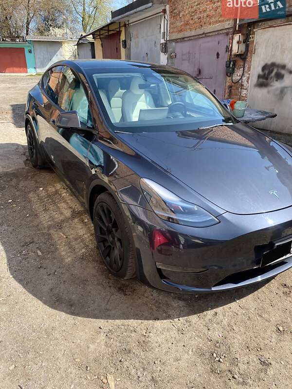 Позашляховик / Кросовер Tesla Model Y 2024 в Хмельницькому