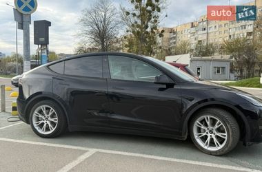 Внедорожник / Кроссовер Tesla Model Y 2022 в Львове