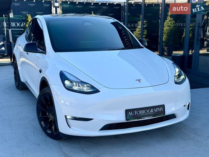 Внедорожник / Кроссовер Tesla Model Y 2023 в Киеве