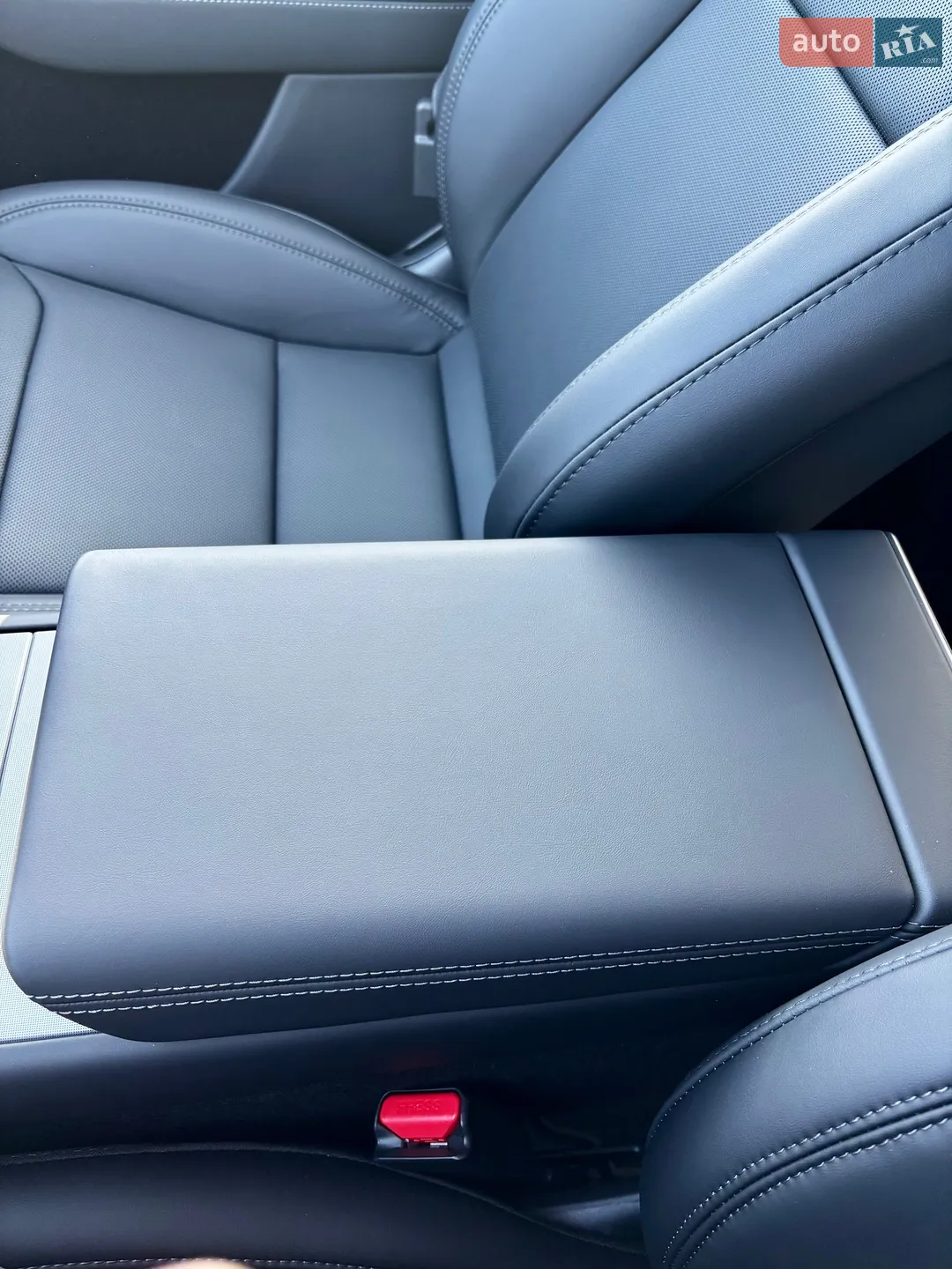 2025 Tesla Model Y - мініатюра 21