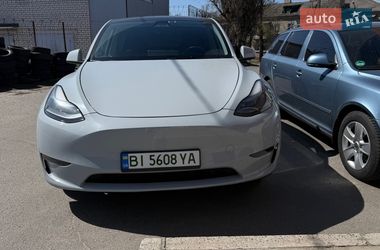Позашляховик / Кросовер Tesla Model Y 2023 в Кременчуці