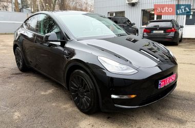Позашляховик / Кросовер Tesla Model Y 2022 в Києві