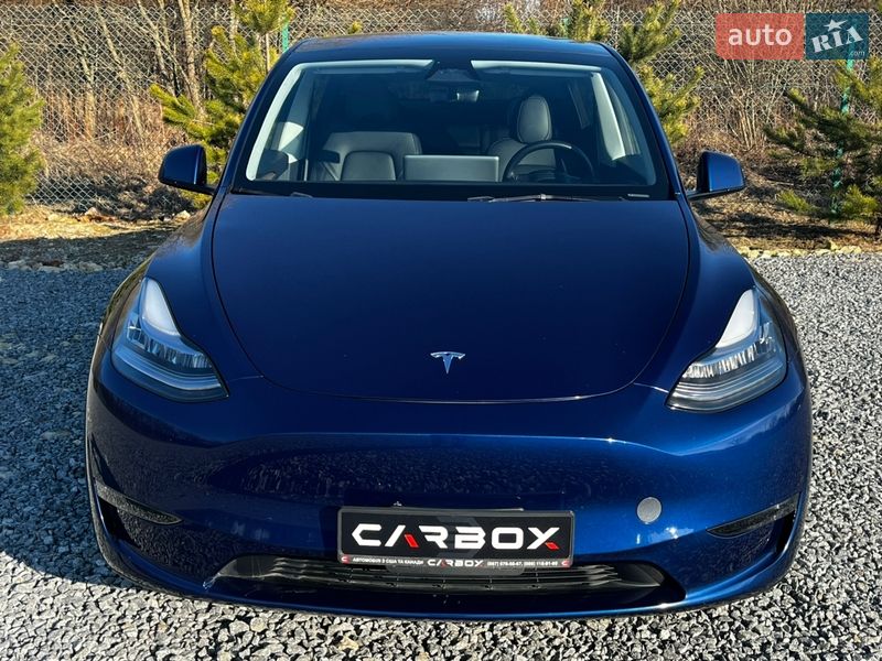 Внедорожник / Кроссовер Tesla Model Y 2023 в Львове