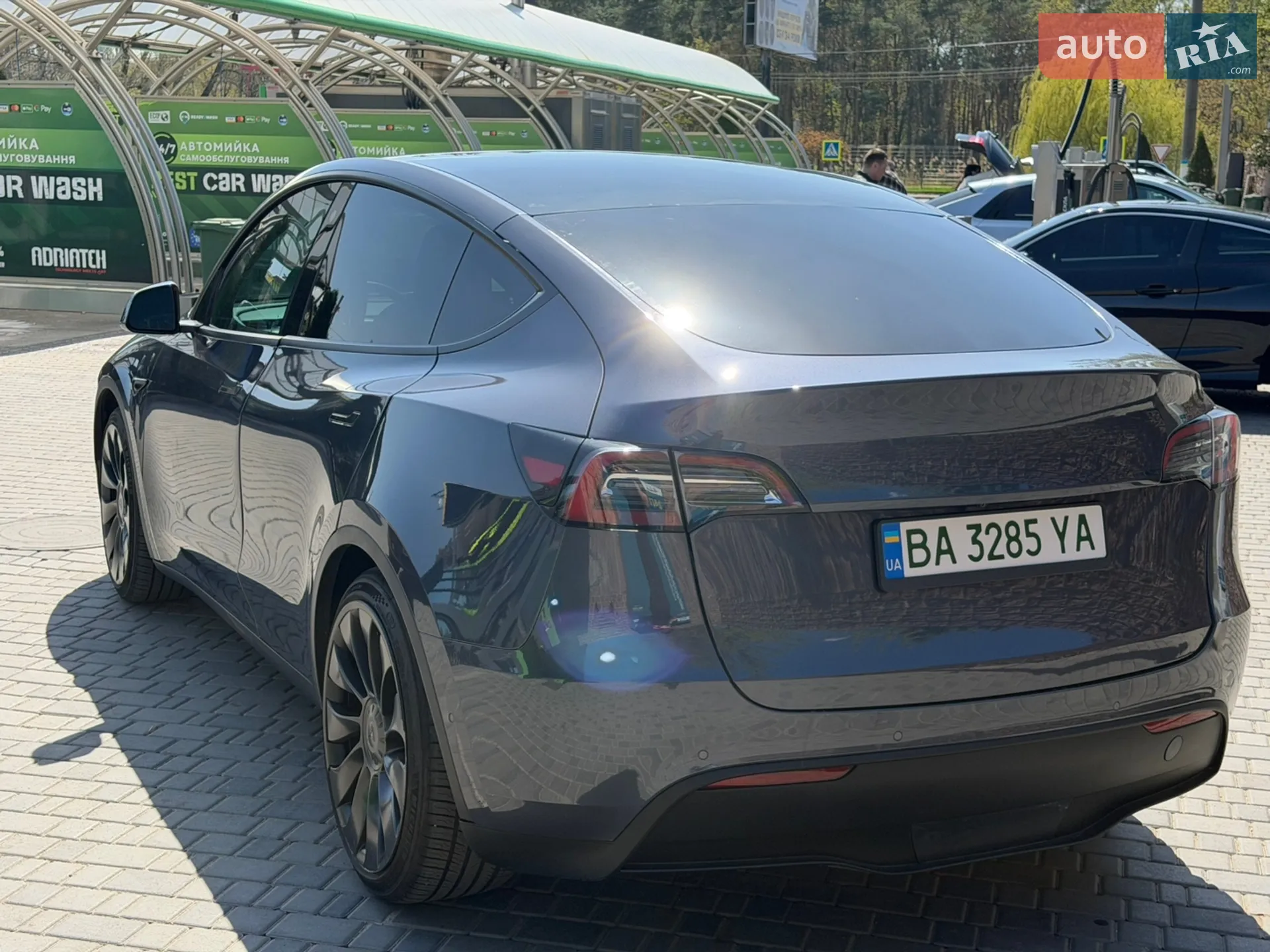 2022 Tesla Model Y - мініатюра 6