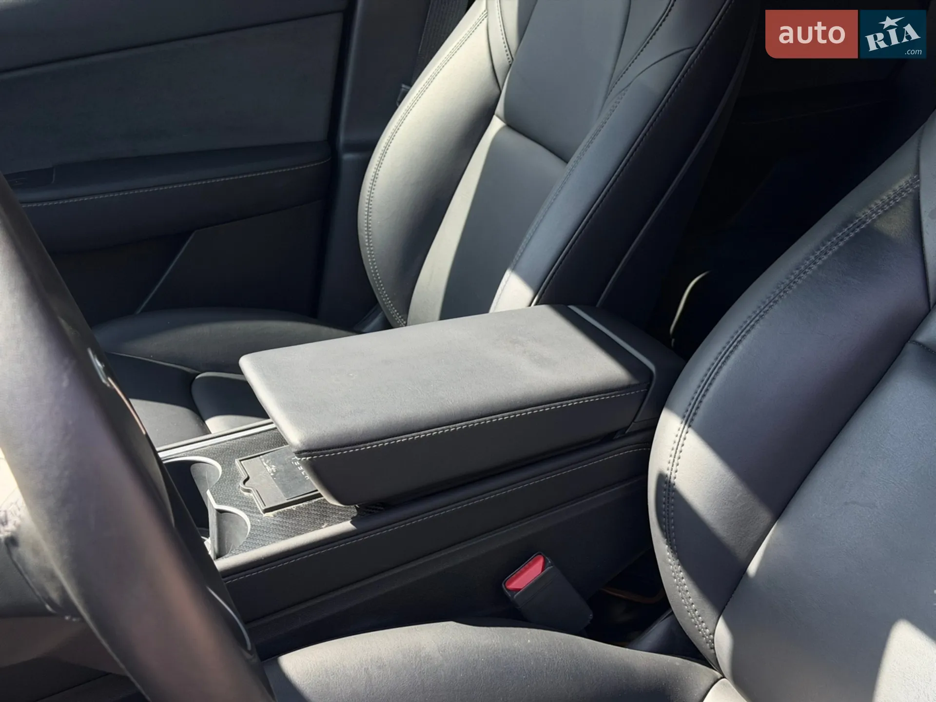 2022 Tesla Model Y - мініатюра 14